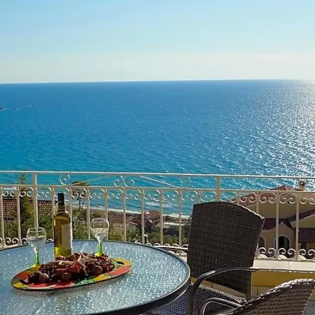Szálloda Natalia B With Panoramic Sea Views Of Agios Gordios Bay 4*