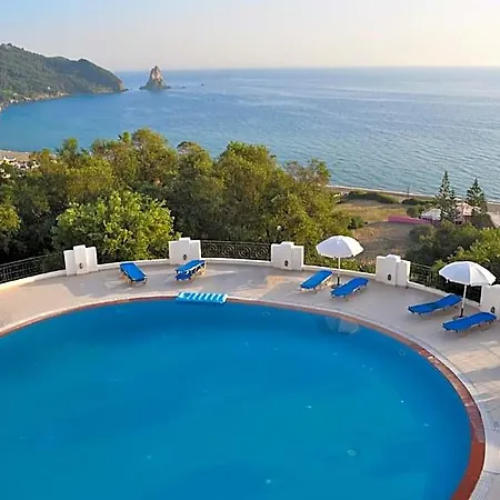Natalia B With Panoramic Sea Views Of Agios Gordios Bay Apartment